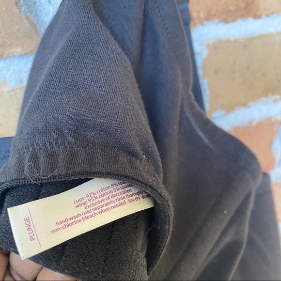 Cacique 46DDD Bra Black Cotton Plunge Underwire Bra - Picture 9 of 9